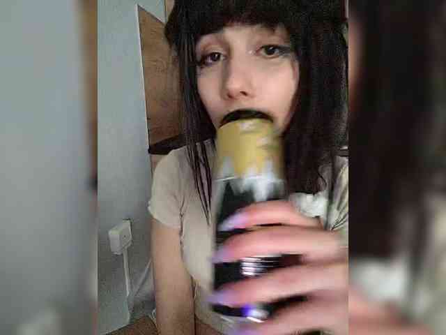 Tinablackkk webcam