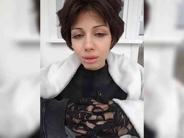 Tinablackkk webcam