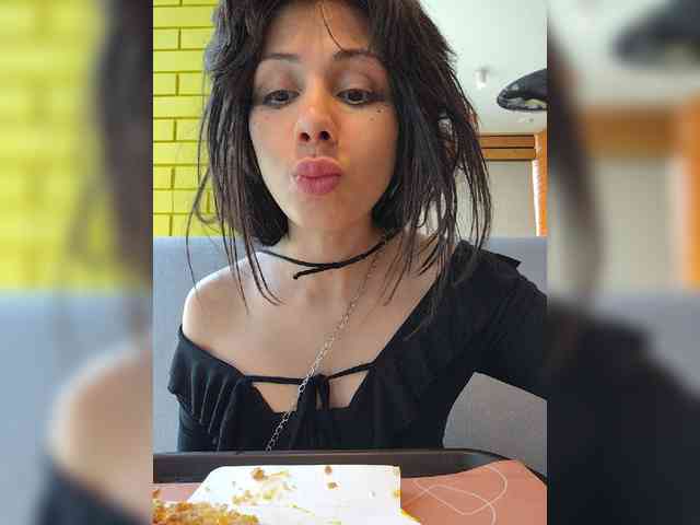Tinablackkk webcam