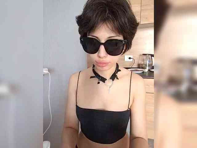Tinablackkk webcam
