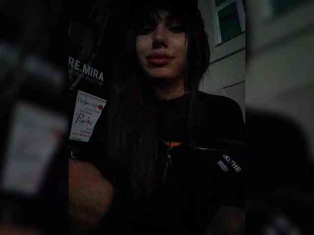 Tinablackkk webcam