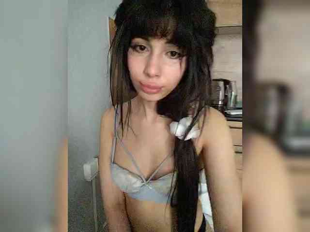 Tinablackkk webcam