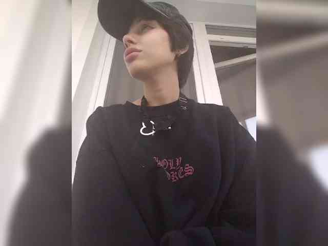 Tinablackkk webcam