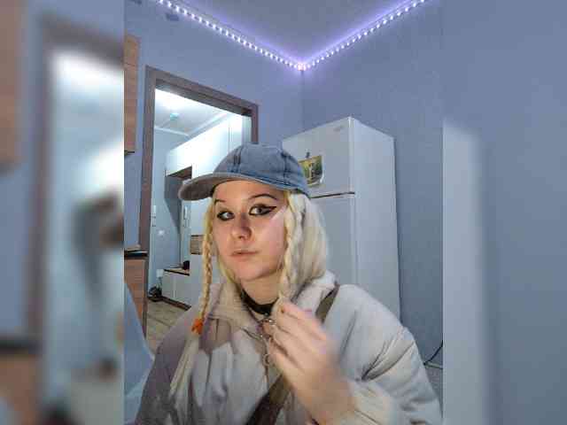 Tinablackkk live couple cam on bongacams