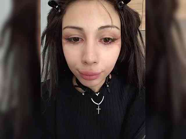 Модель: Tinablackkk
