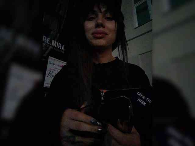 Tinablackkk webcam