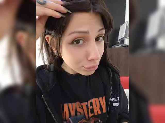 Tinablackkk webcam