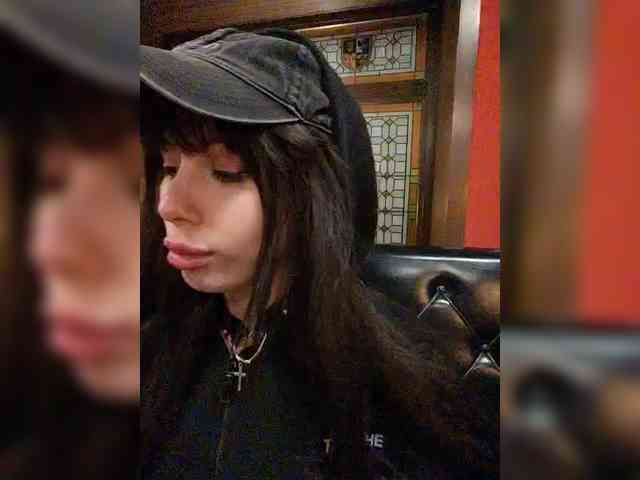 Tinablackkk webcam