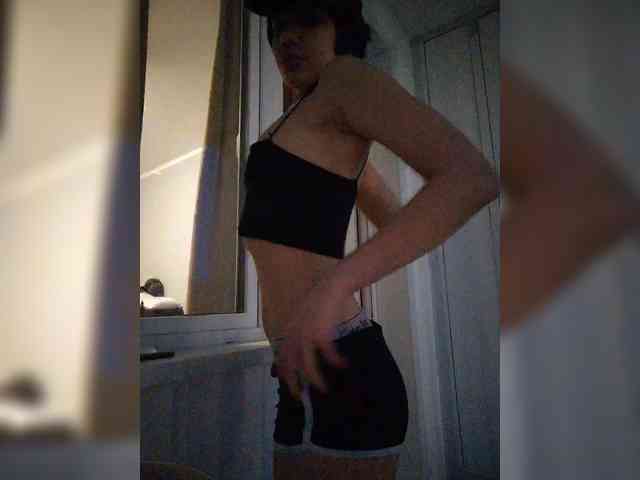 Tinablackkk webcam