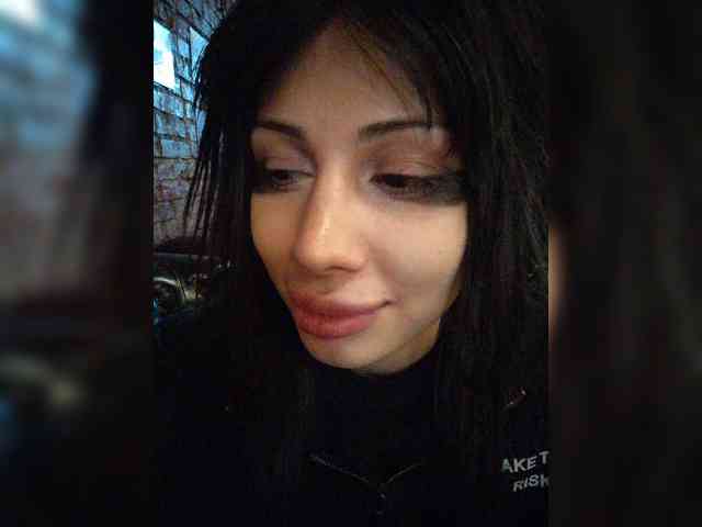 Tinablackkk webcam