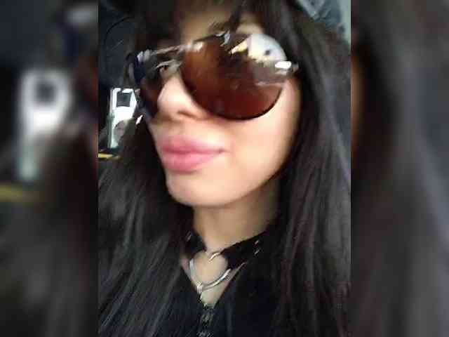 Tinablackkk webcam