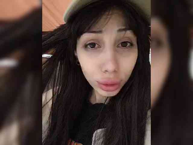 Tinablackkk webcam