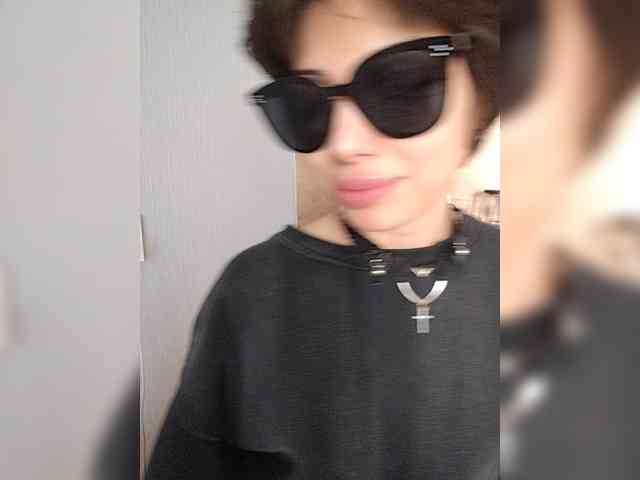 Tinablackkk webcam