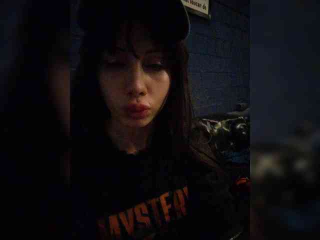 Tinablackkk webcam