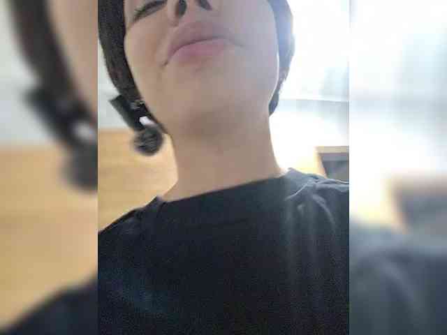 Tinablackkk webcam