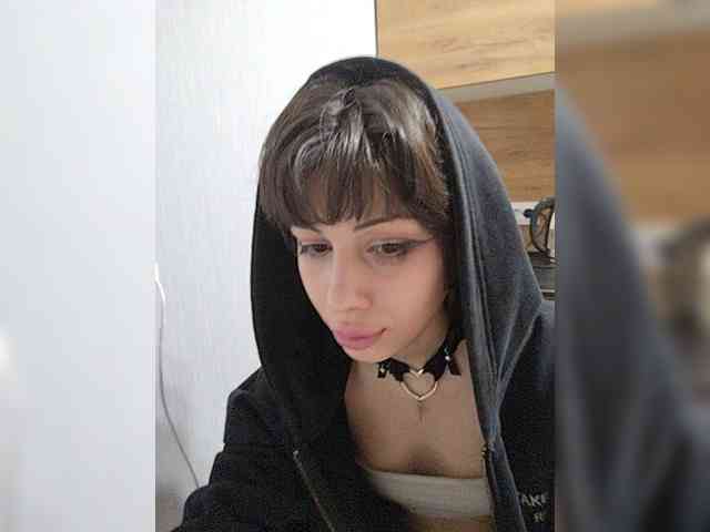 โมเดลนี้กำลังถ่ายทอดสดอยู่. Tinablackkk