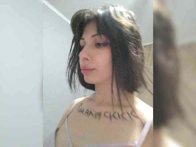 Tinablackkk webcam