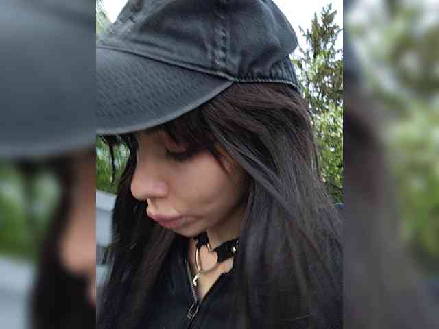Tinablackkk webcam