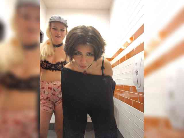 Tinablackkk webcam