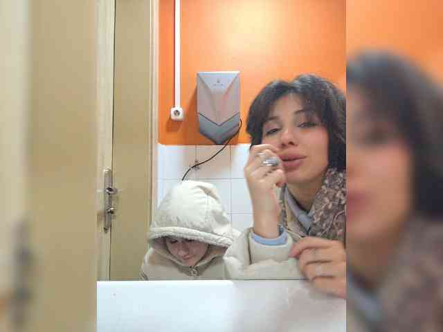 Tinablackkk webcam