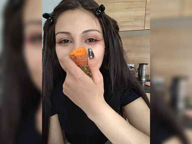Tinablackkk webcam