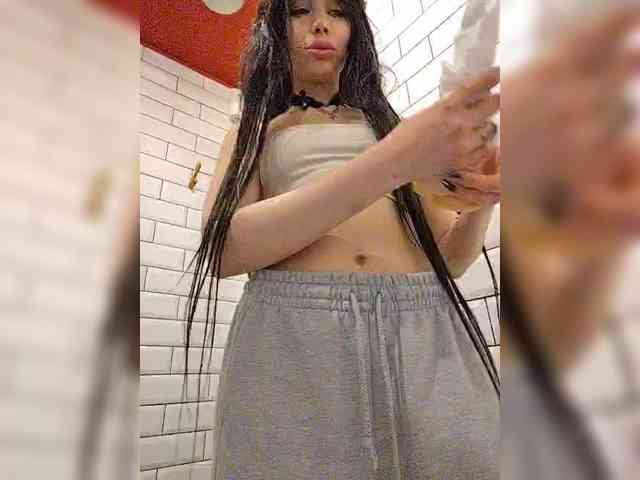 Tinablackkk webcam