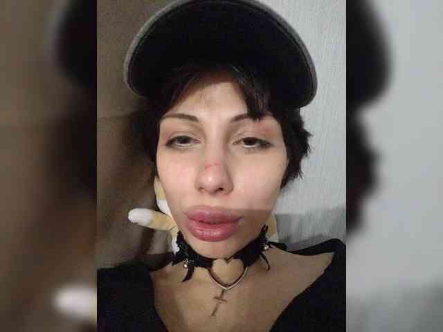 Tinablackkk webcam