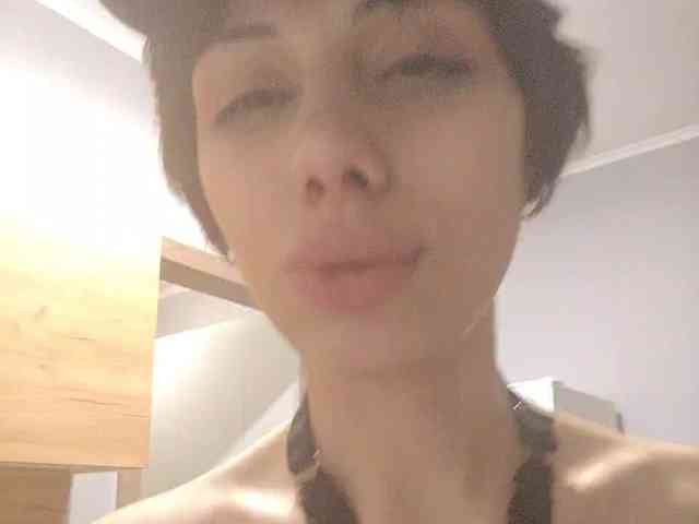 Tinablackkk webcam