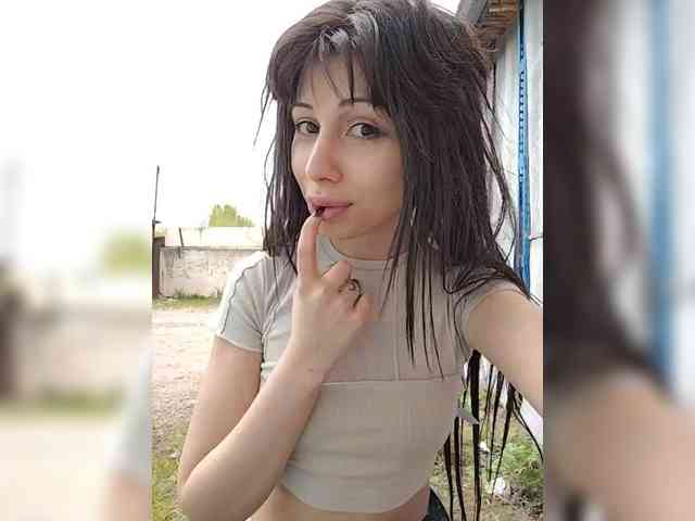 Tinablackkk webcam