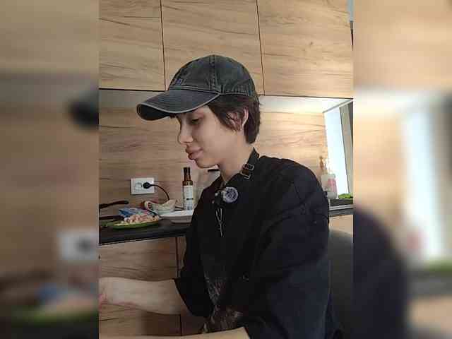 Tinablackkk webcam