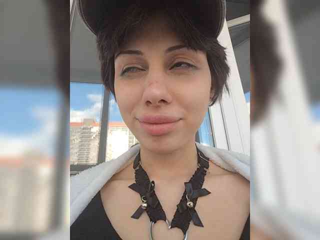 Tinablackkk webcam