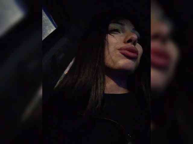 Tinablackkk webcam