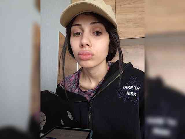 Tinablackkk webcam