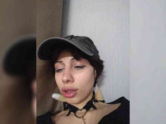 Tinablackkk webcam