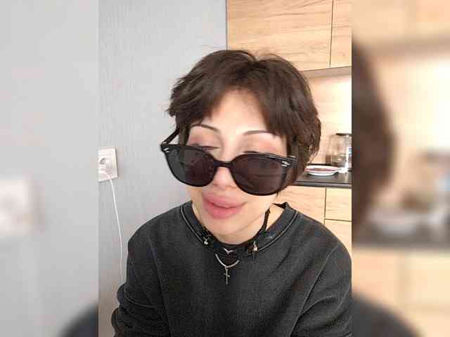 Tinablackkk webcam