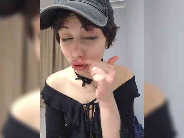 Tinablackkk webcam
