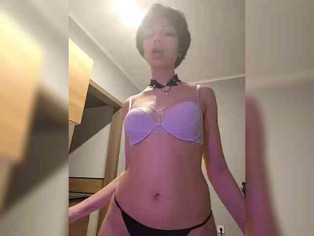 Tinablackkk webcam