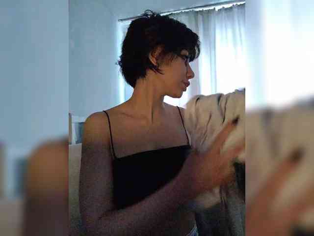 Tinablackkk Live Webcam on BongaCams