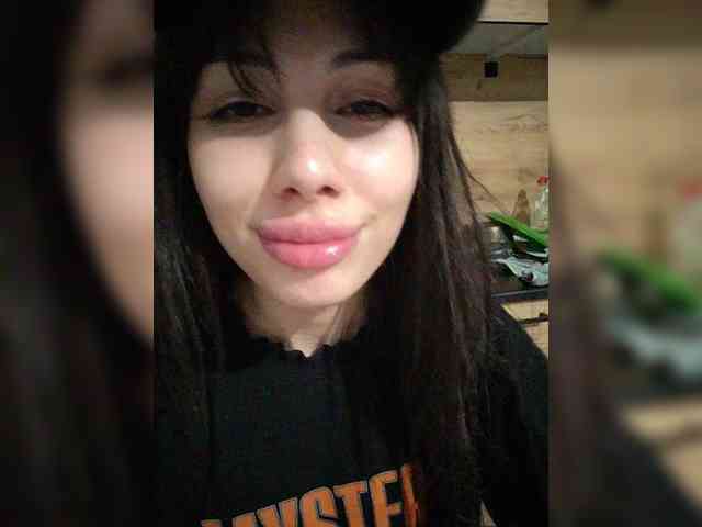 Tinablackkk webcam