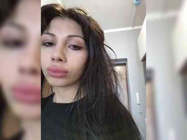 Tinablackkk webcam
