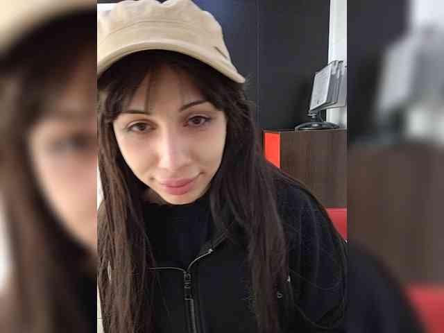 Tinablackkk webcam