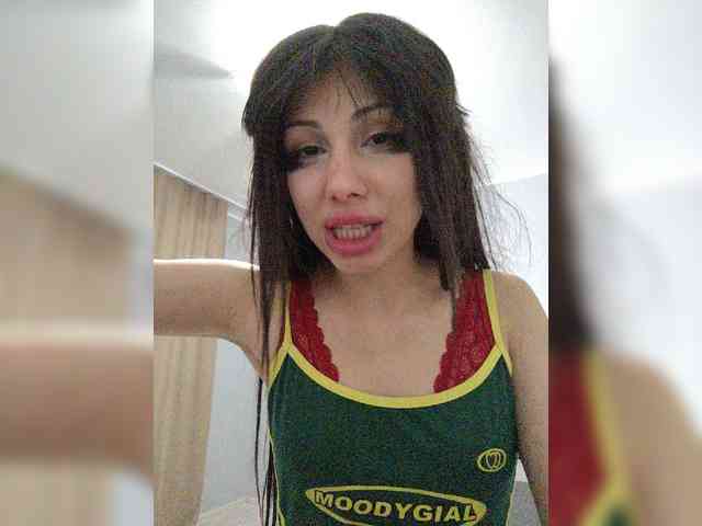 Tinablackkk webcam