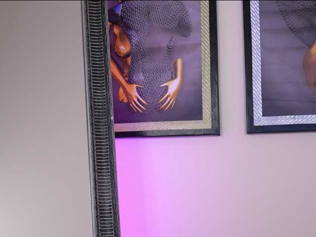 SophiaPotts's BongaCams show and profile