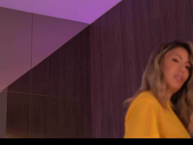 SophiaPotts live cam on BongaCams