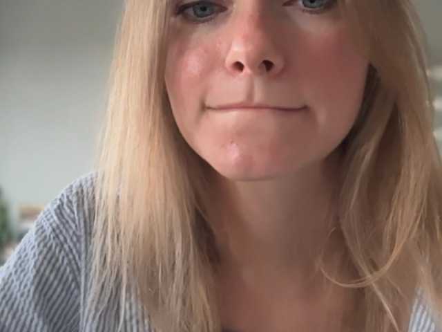 kissMillie live cam on BongaCams