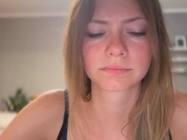 kissMillie live cam on BongaCams