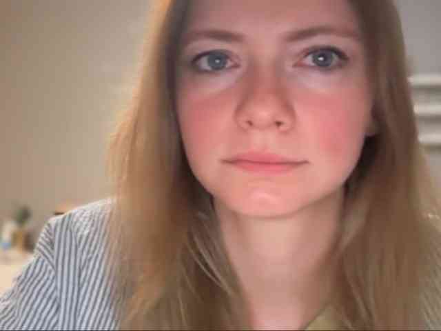 kissMillie webcam