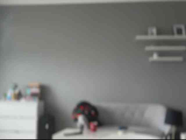 kissMillie webcam