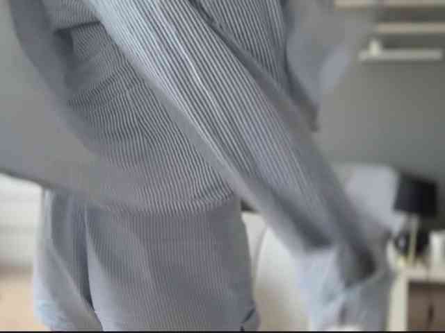 kissMillie webcam
