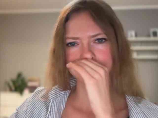 kissMillie webcam